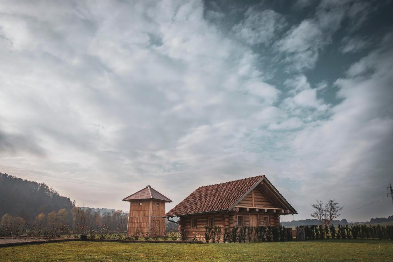 Vila Hiska Ulala Dob Exteriér fotografie