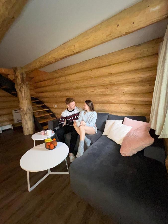 Vila Hiska Ulala Dob Exteriér fotografie